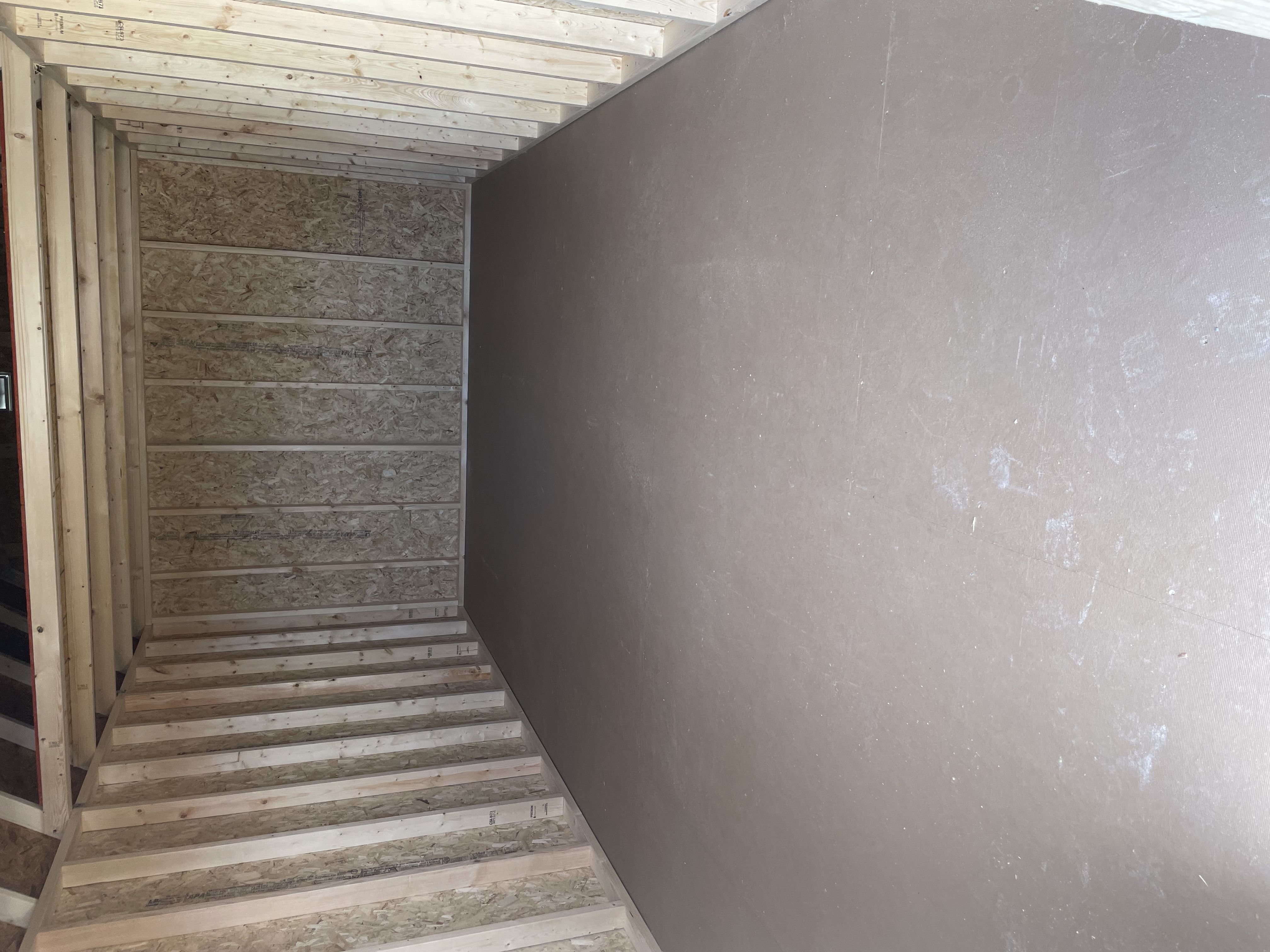 10 x 20 Lofted Barn – 8