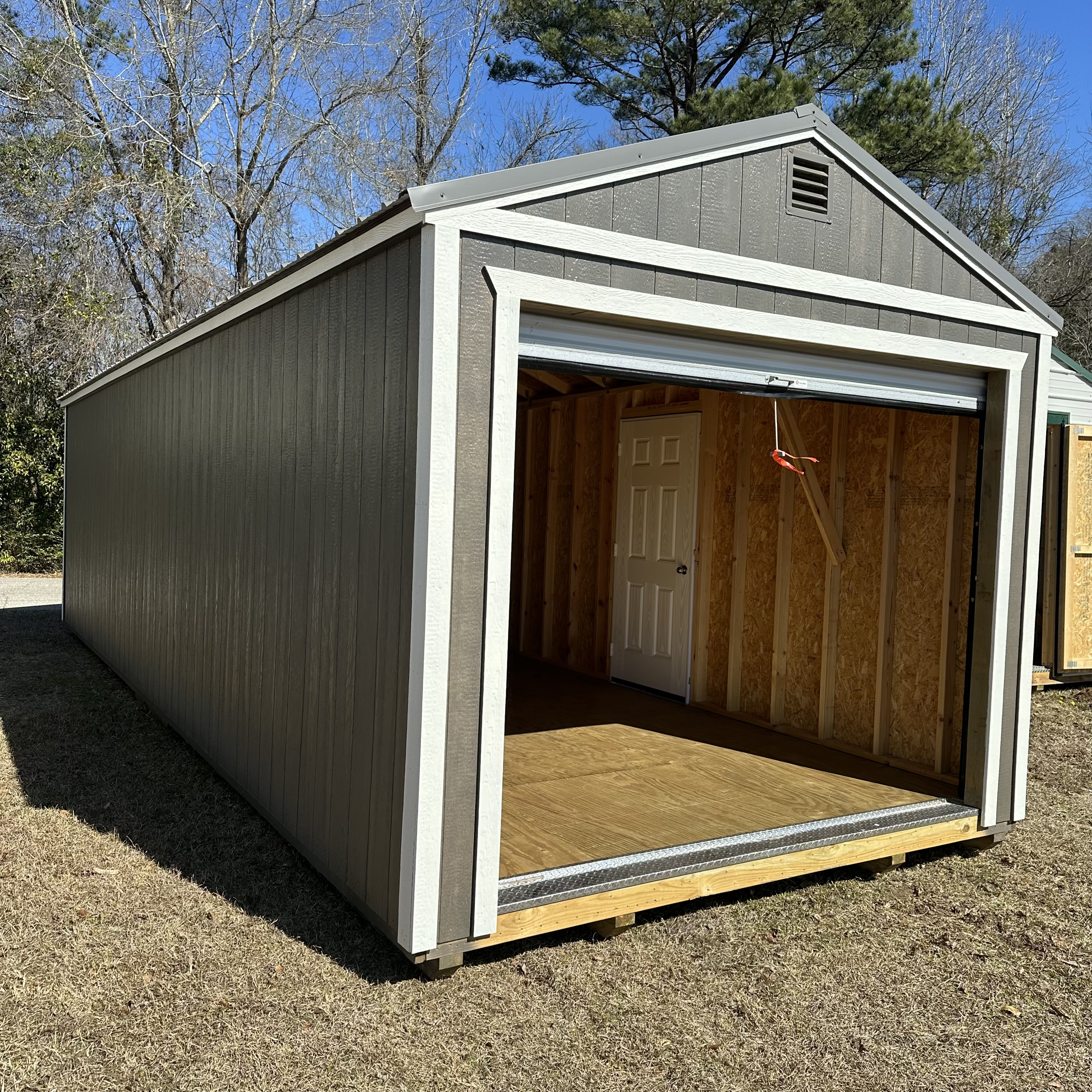 12 x 32 Garage – 4