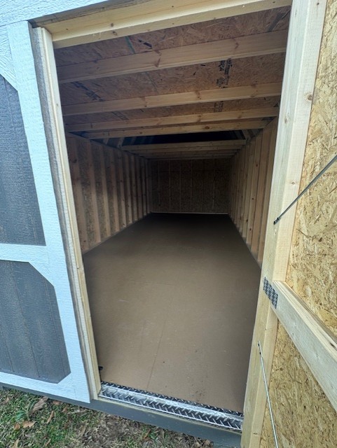 10 x 20 Lofted Barn – 6