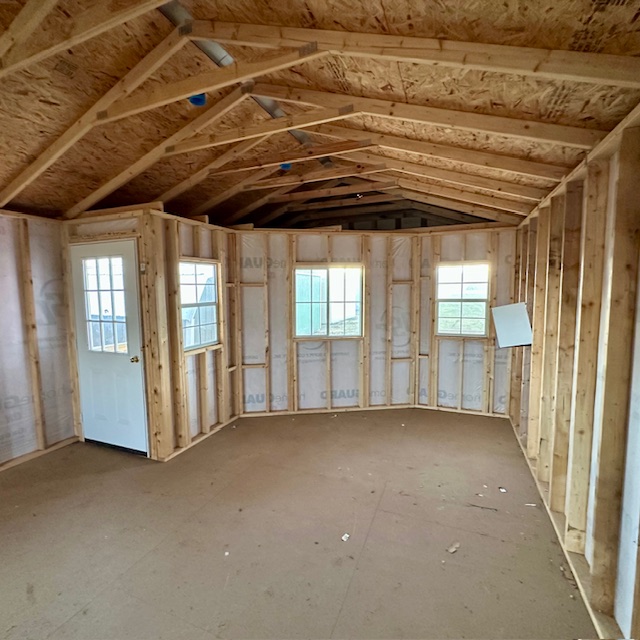 16 x 32 Deluxe Cabin – 6