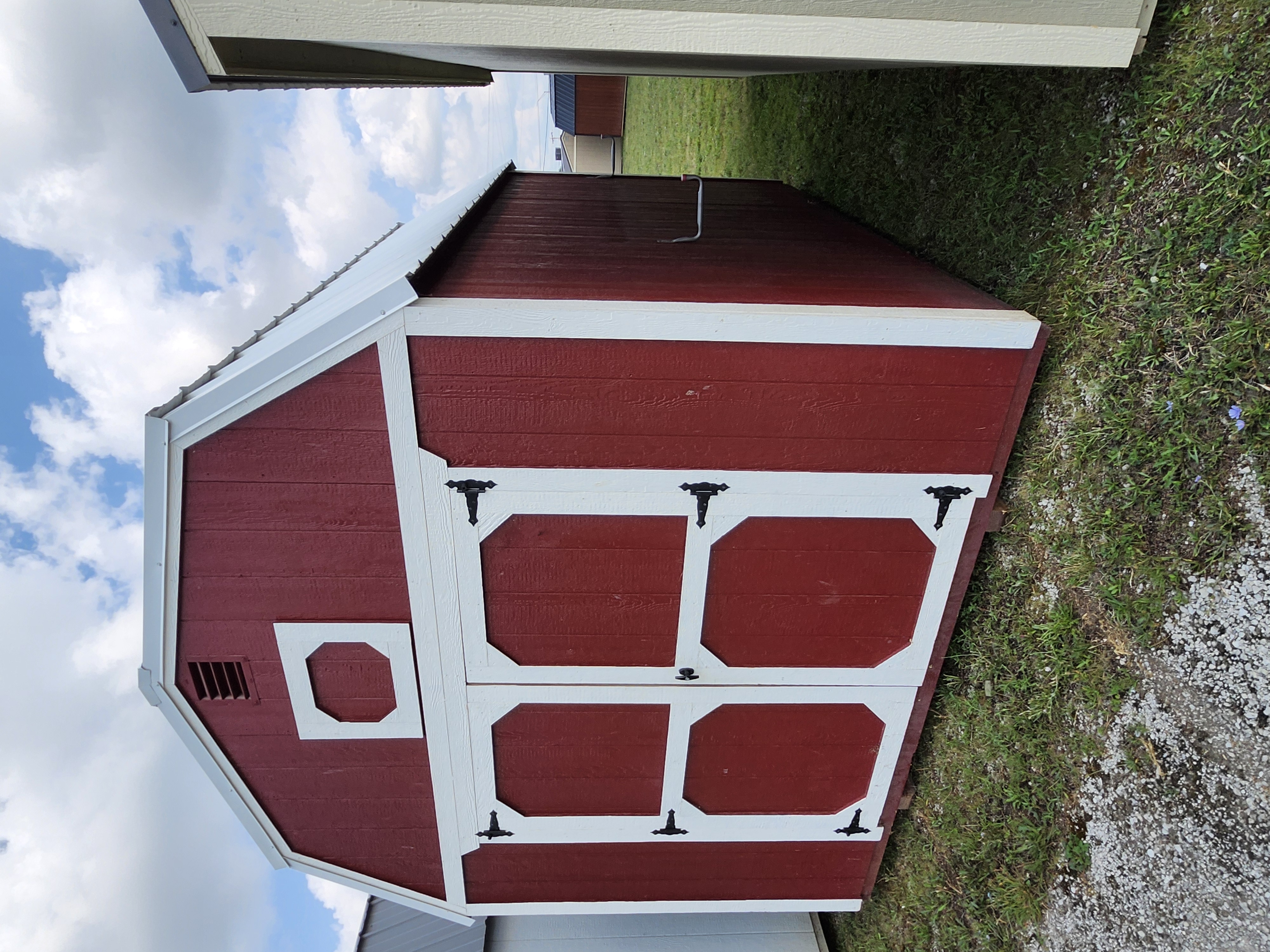10 x 12 Lofted Barn – 2