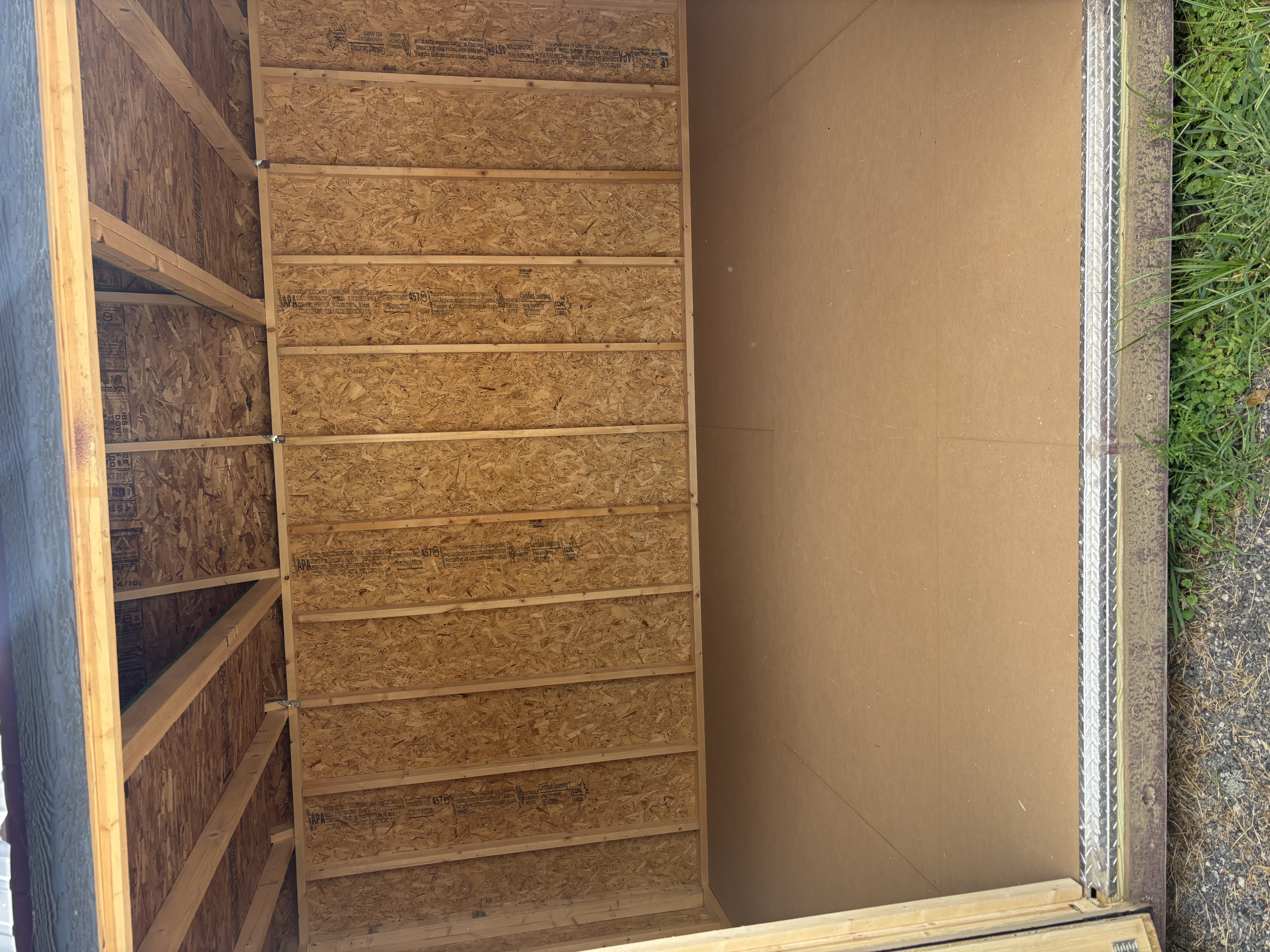 10 x 16 Side Lofted Barn – 3