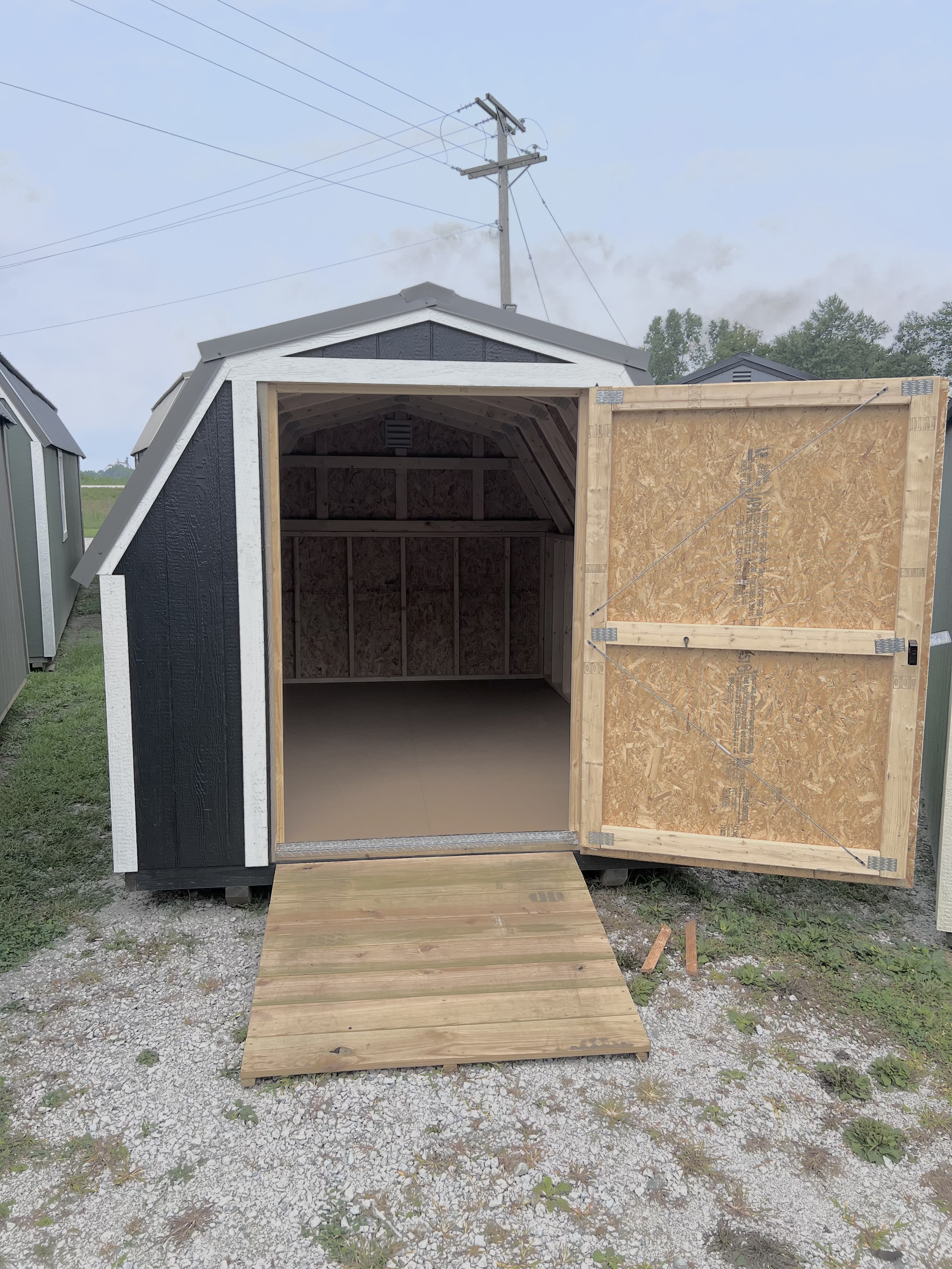 8 x 12 Barn – 3