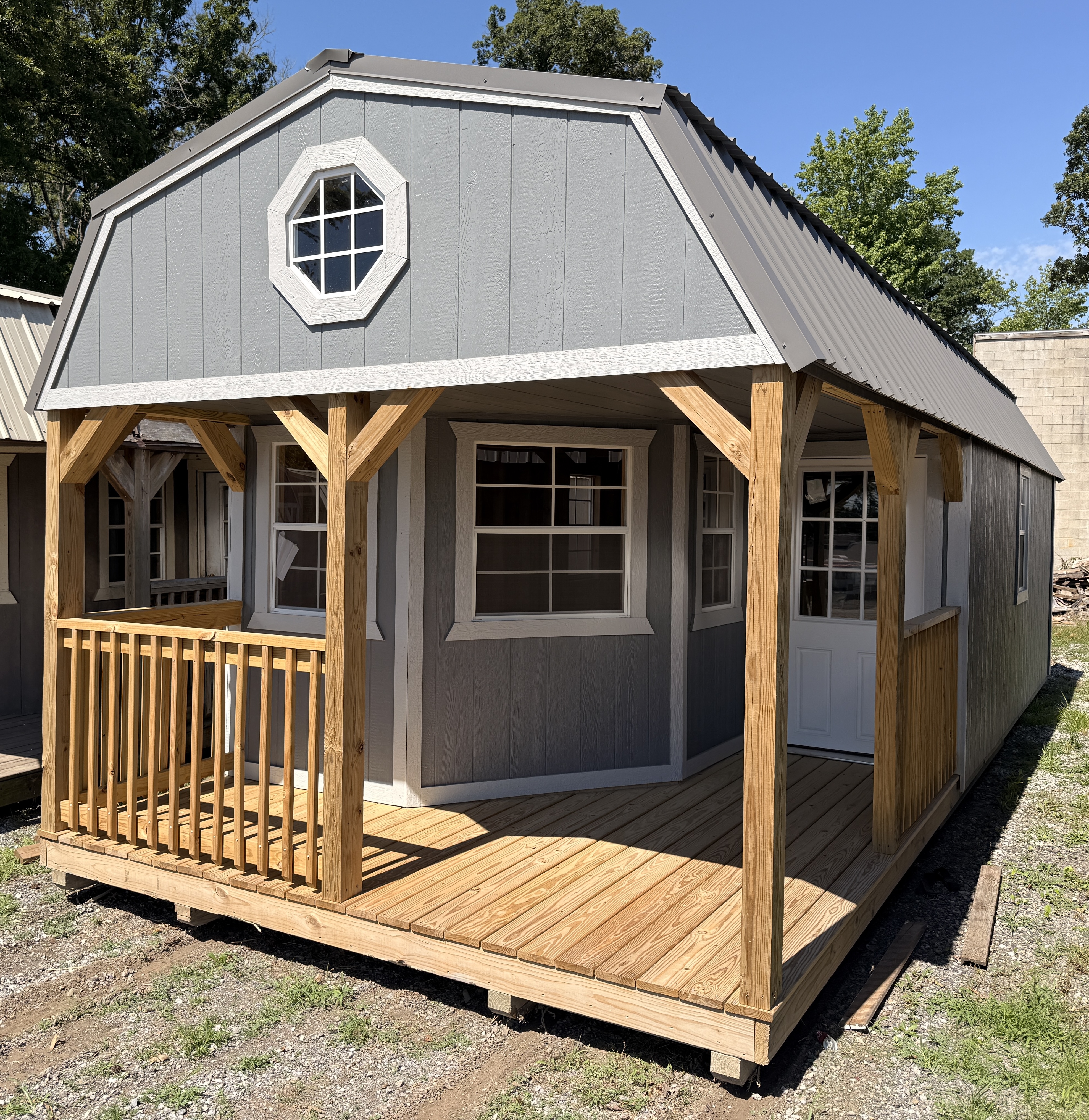 12 x 32 Deluxe Lofted Barn Cabin – 1