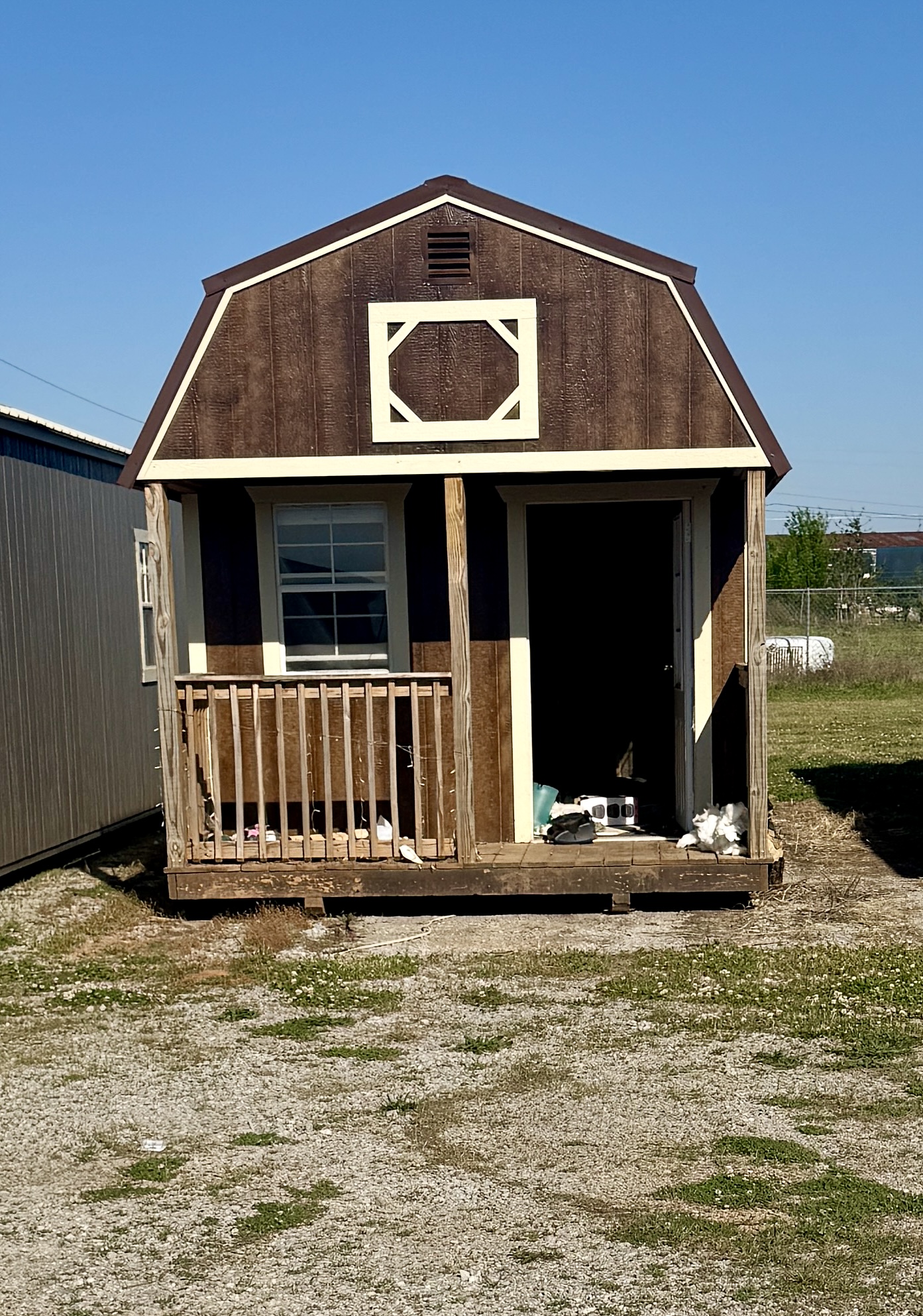 View details for 10 x 18 Lofted Barn Cabin
